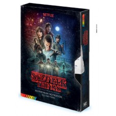 LIBRETA STRANGER THINGS VHS PYRAMID INTERNATIONAL SR72775 (Espera 4 dias)